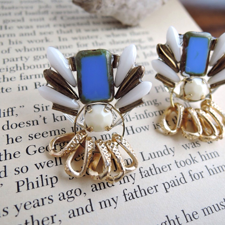 Vintage Blue Dangle