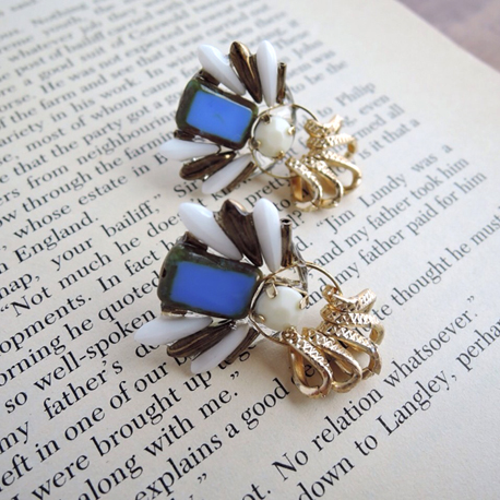 Vintage Blue Dangle